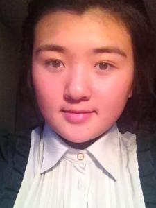 Yinqi L. from Chicago, IL