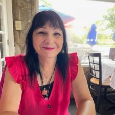 Luanne D. from Holbrook, NY
